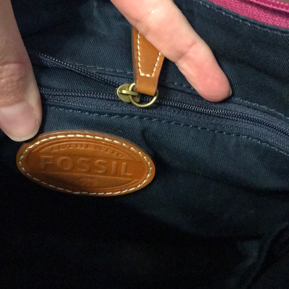FOSSIL crossbody - Picture 4 of 4